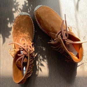 🔥⬇️ NWOT Miista Maya Fringe Espadrille Boot